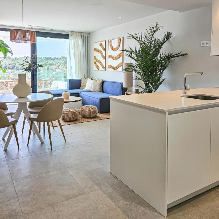 Penthouse apartment in Azahar de Estepona, 2km from Azata Golf - Apartamento de 2 dormitorios - 14