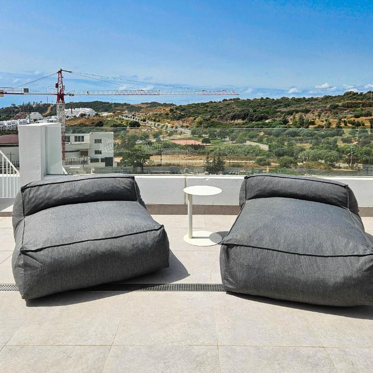 Penthouse apartment in Azahar de Estepona, 2km from Azata Golf - Apartamento de 2 dormitorios - 34