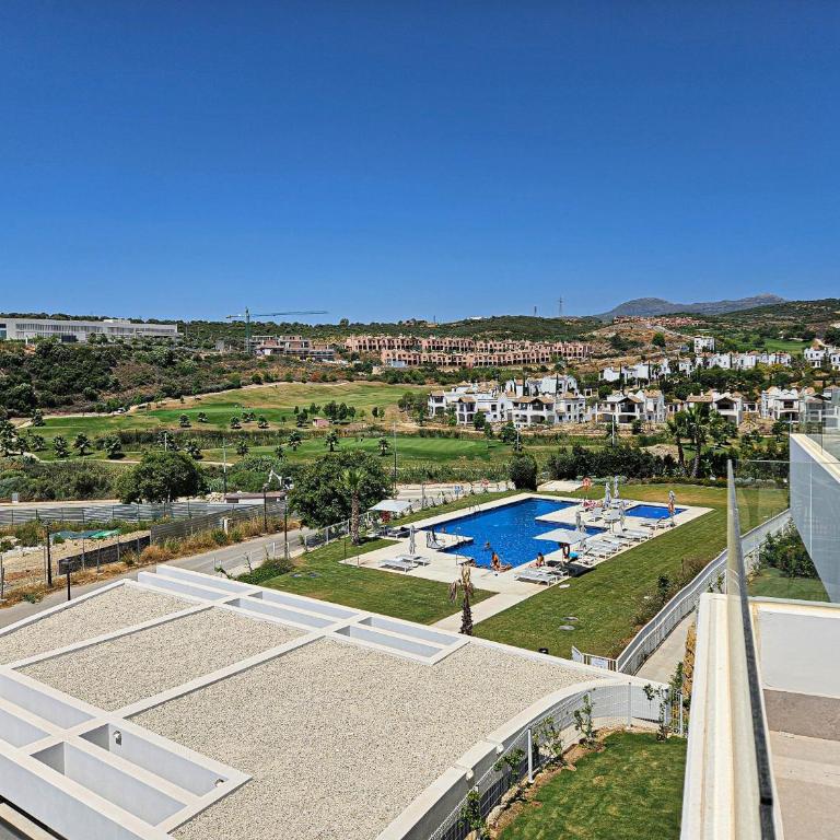 Penthouse apartment in Azahar de Estepona, 2km from Azata Golf - Apartamento de 2 dormitorios - 39