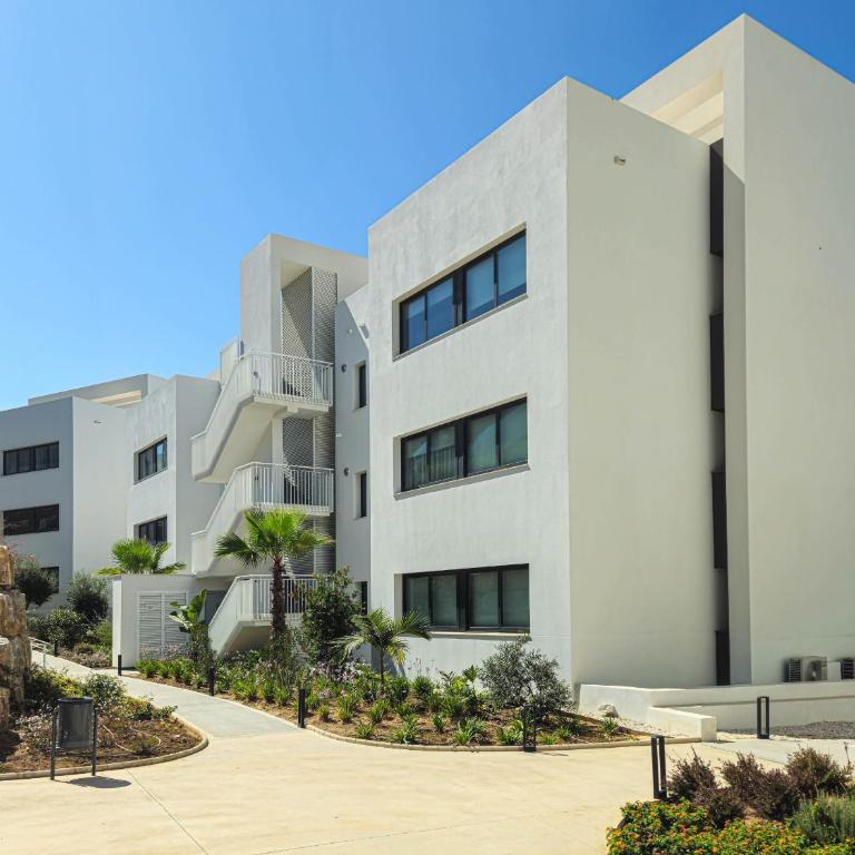 Penthouse apartment in Azahar de Estepona, 2km from Azata Golf - Apartamento de 2 dormitorios - 42