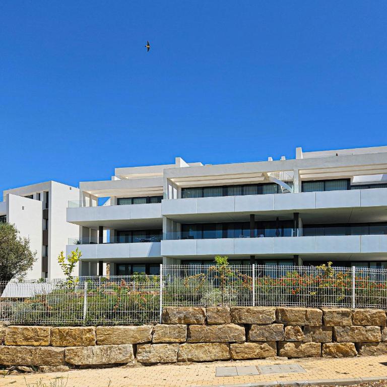 Penthouse apartment in Azahar de Estepona, 2km from Azata Golf - Apartamento de 2 dormitorios - 43