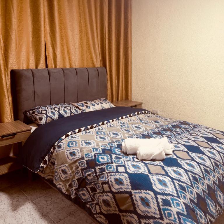 AShostEcuador, Quito, rooms & suits, Quito cerca parque La Carolina - Double Room - 3