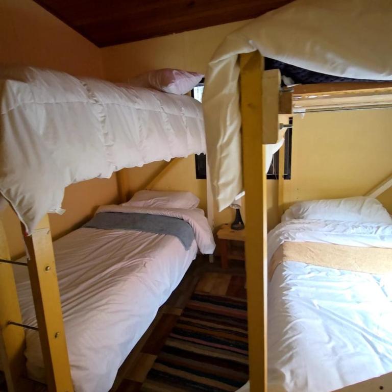 Hostal Waika - Cama en habitación compartida con 4 camas - 2