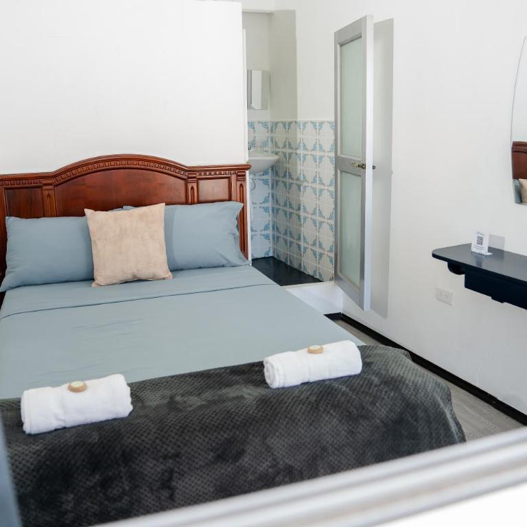 Hostal Elizabeth - Standard Double Room - 1