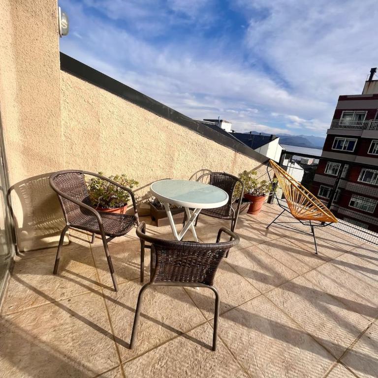 Estudio 2 Personas Con Terraza Y Parking - Estudio con 1 cama grande - 7