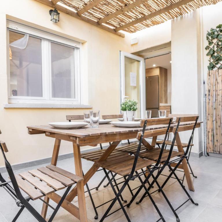 Central retreat with balcony, steps to beach REMS - Apartamento de 2 dormitorios - 19