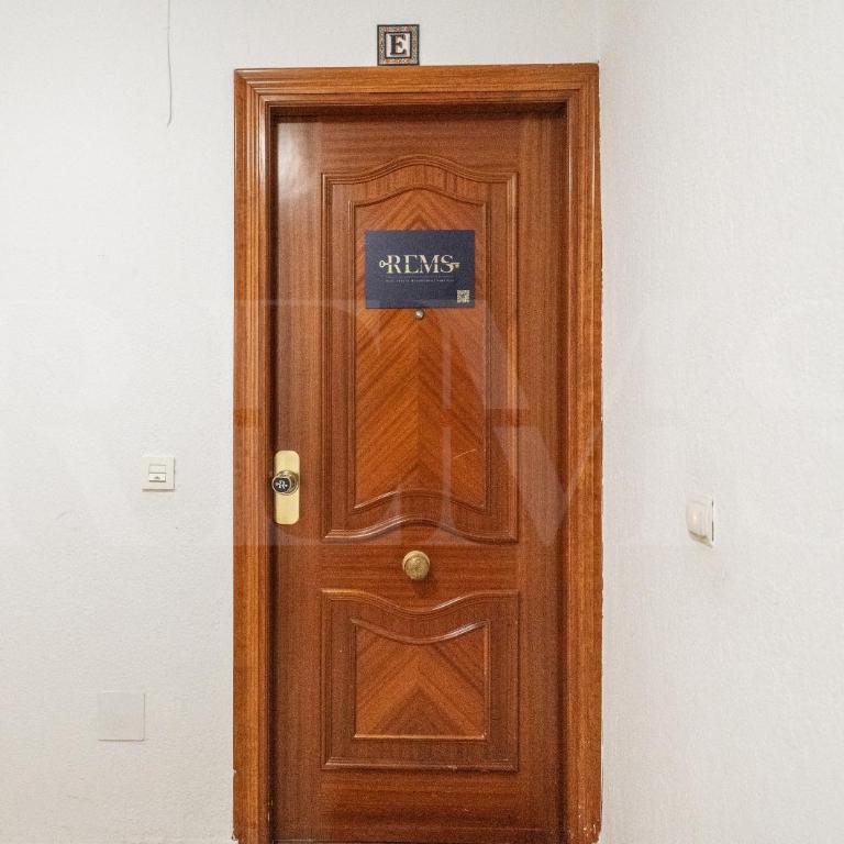 Central retreat with balcony, steps to beach REMS - Apartamento de 2 dormitorios - 25