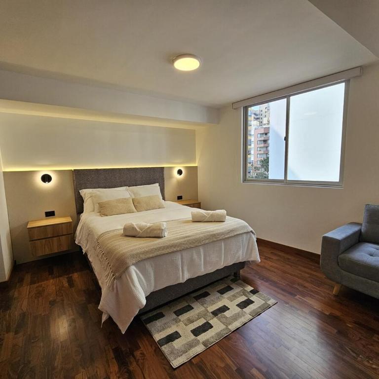 Apartamento renovado en Miraflores - One-Bedroom Apartment - 1