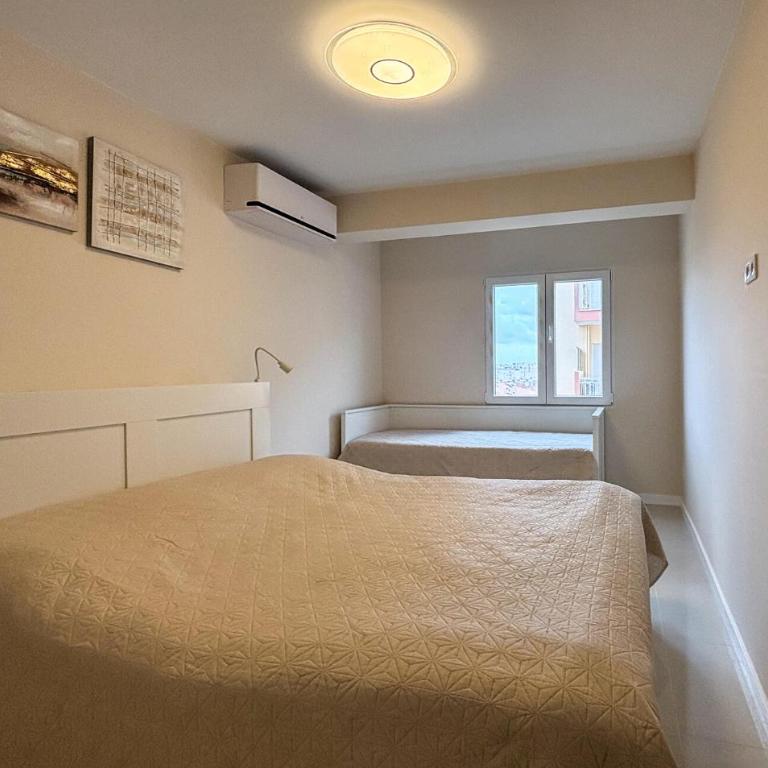 Stunning Apartment In Torrevieja - Apartamento de 2 dormitorios - 14