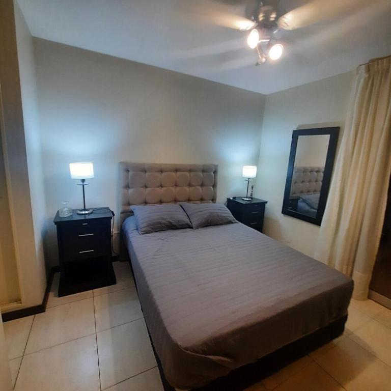 Amplio Departamento en Nueva Cordoba - Apartamento de 1 dormitorio - 1