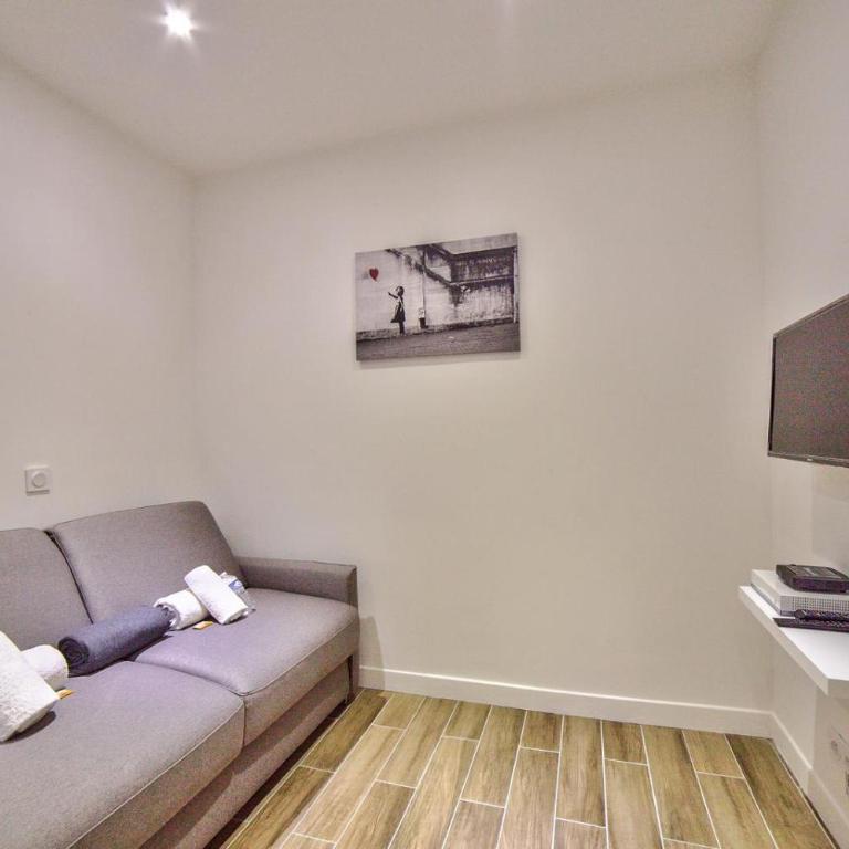Studio cosy rue du faubourg saint denis paris 10 - Appartement - 1