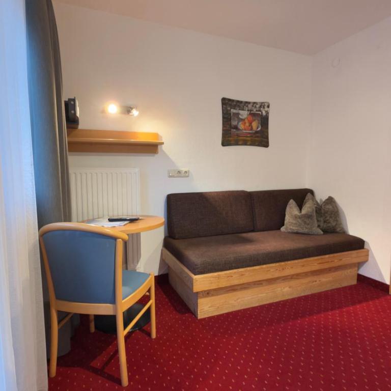 Hotel Sailer - Doppel- oder Zweibettzimmer - 15