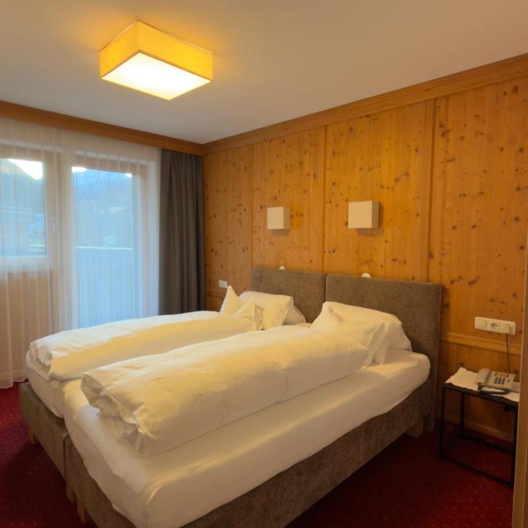 Hotel Sailer - Doppel- oder Zweibettzimmer - 13