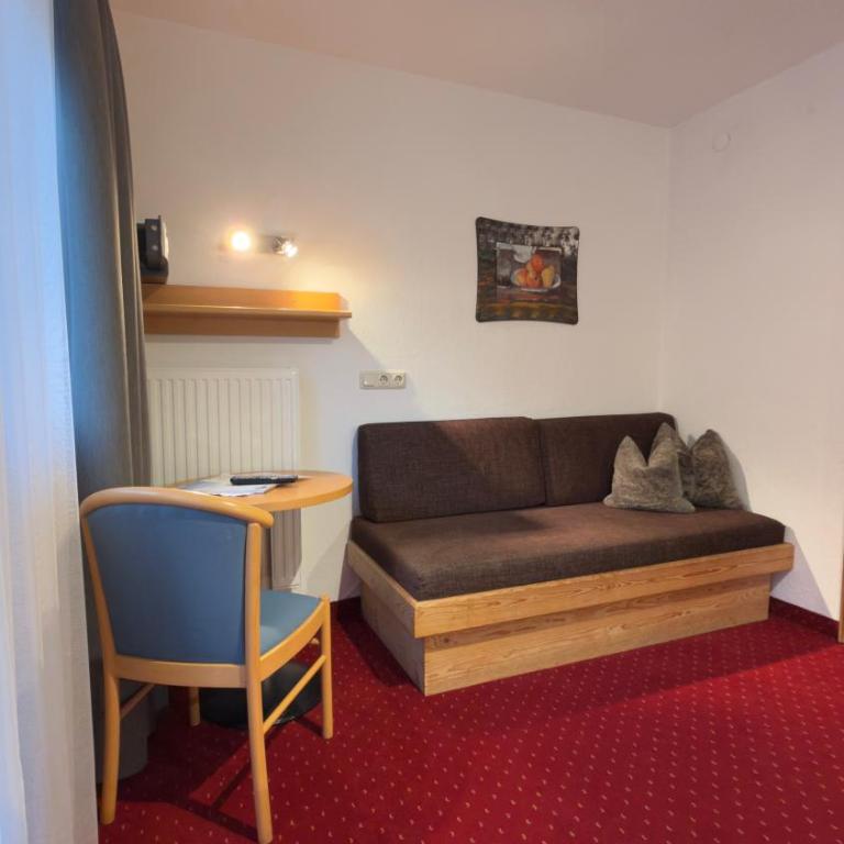 Hotel Sailer - Doppel- oder Zweibettzimmer - 8