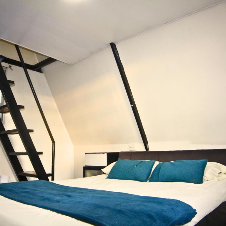 Hotel Bogota Home - Habitación Triple con baño privado - 7
