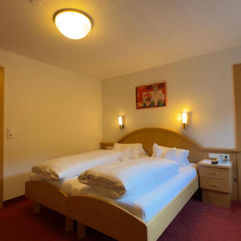 Hotel Sailer - Doppel- oder Zweibettzimmer - 20