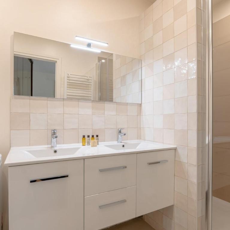 St Dominique Gem, 5 Min Walk to the Eiffel Tower - Apartamento Superior - 17