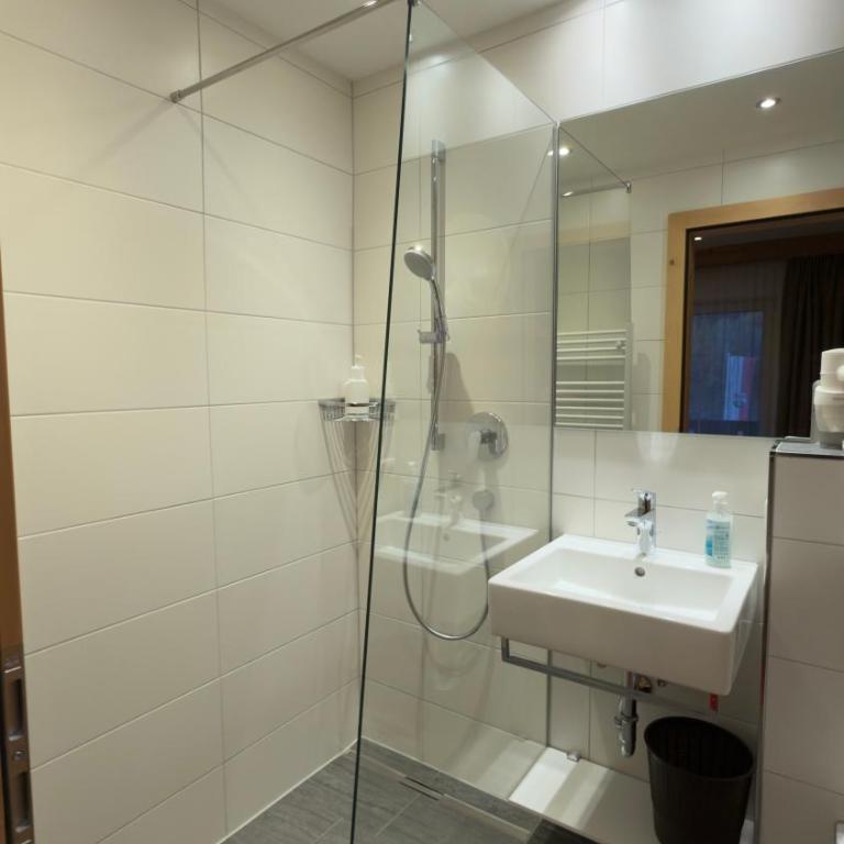 Hotel Sailer - Doppel- oder Zweibettzimmer - 35