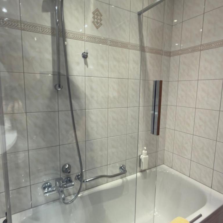 Hotel Sailer - Doppel- oder Zweibettzimmer - 34
