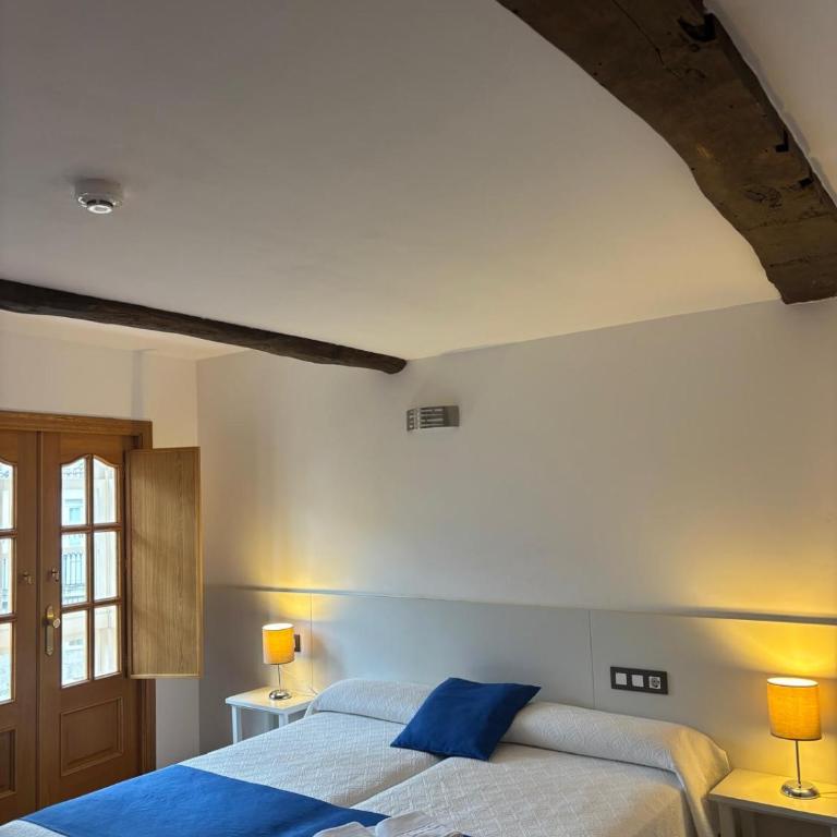 Pension Via-Stella - Habitación Doble con balcón - 1 o 2 camas - 2