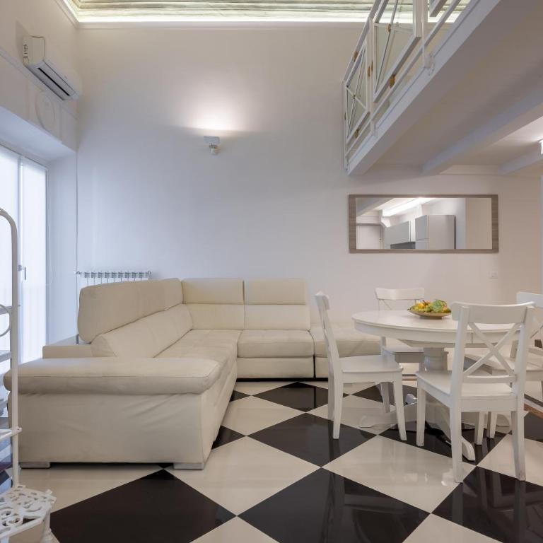 The White House - Home of the Frescoes - Two-Bedroom Superior Apartment - 5