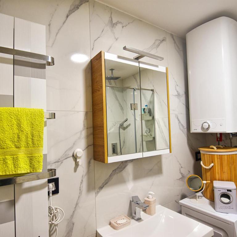 Pravo mesto - Two-Bedroom Apartment - 18