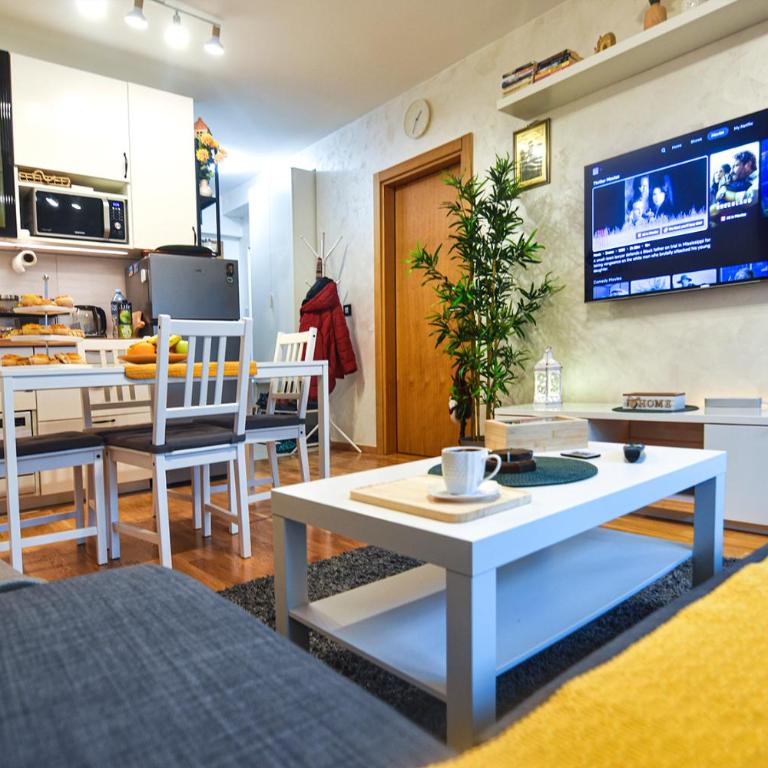 Pravo mesto - Two-Bedroom Apartment - 5