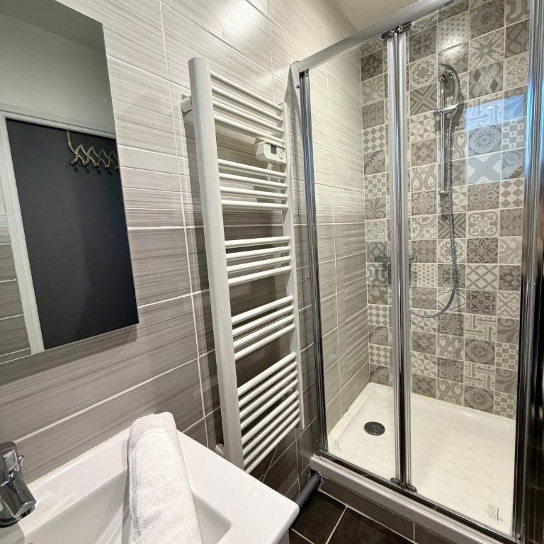Urban Loft, Studio Proche Gare, Parking Privée - Appartamento con 1 Camera da Letto - 4