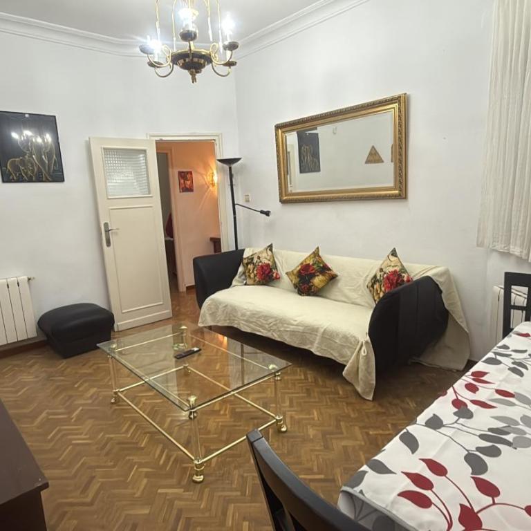 apartamento Madrid rio - Three-Bedroom Apartment - 11