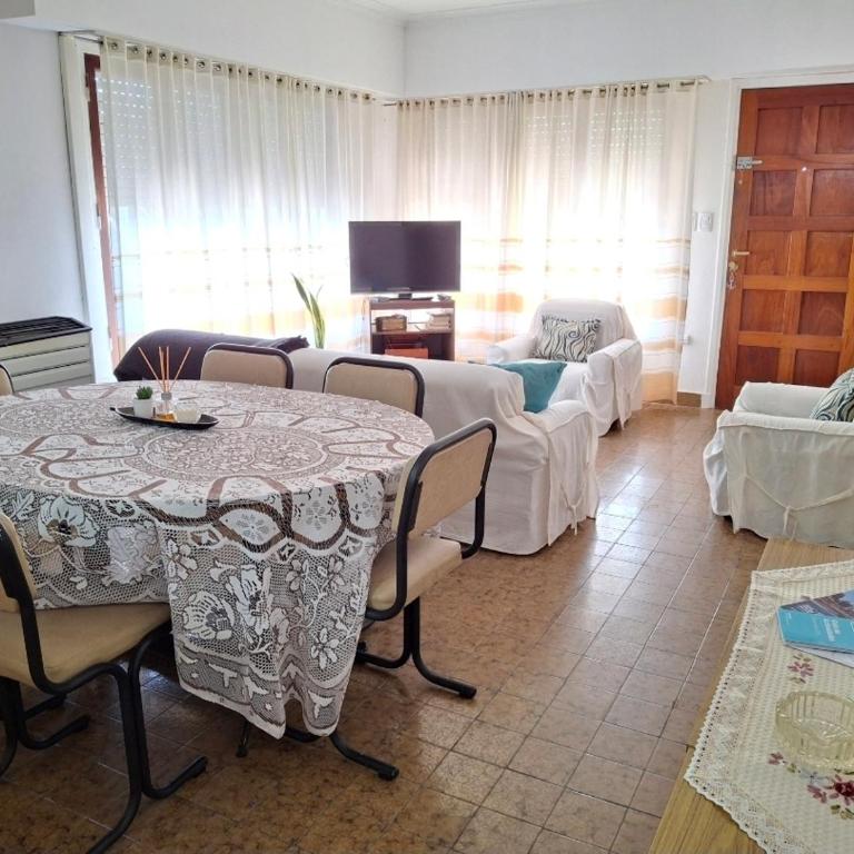 Casa R Peña - Casa de 2 dormitorios - 1