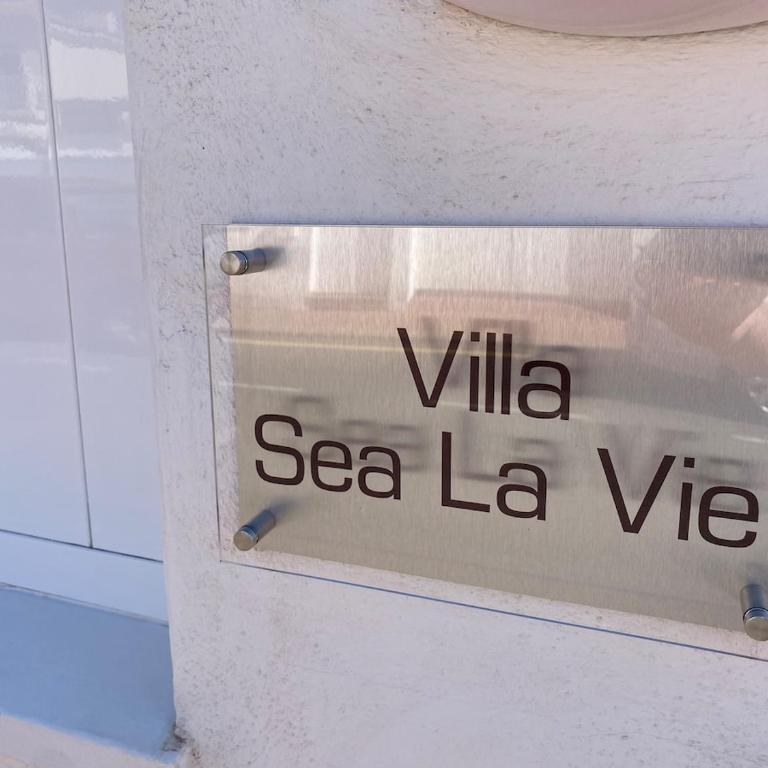 Villa Sea La Vie - 3 Bedrooms, Pool & Sea Views - Three-Bedroom Villa - 6