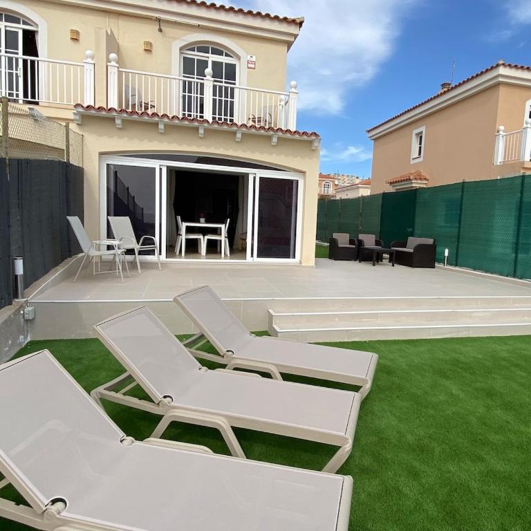 Villa Sea La Vie - 3 Bedrooms, Pool & Sea Views - Three-Bedroom Villa - 2