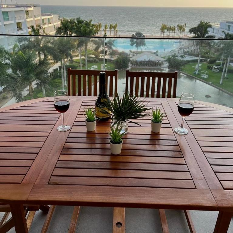 De las mejores vistas del Condominio - Apartamento de 2 dormitorios - 61