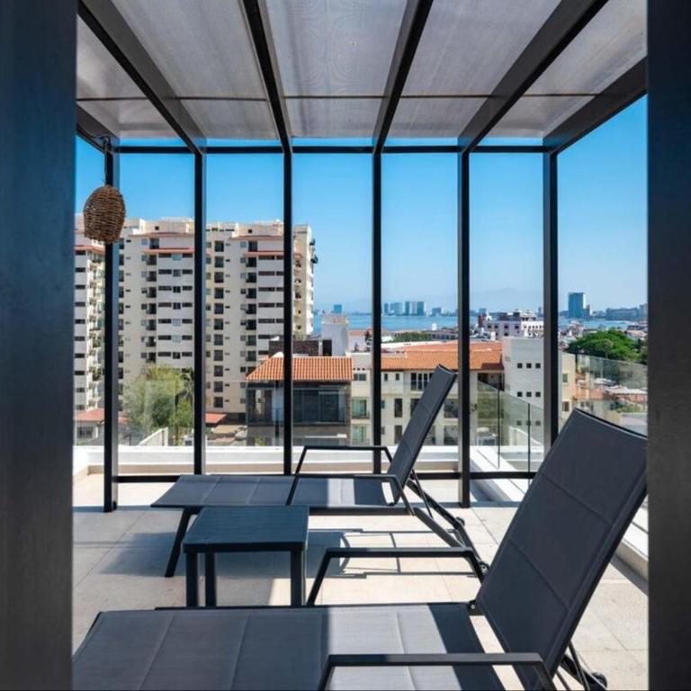 2BR Luxury Condo with Rooftop Pool Zona Romántica - Apartamento de 2 dormitorios con vistas parciales al océano - 37