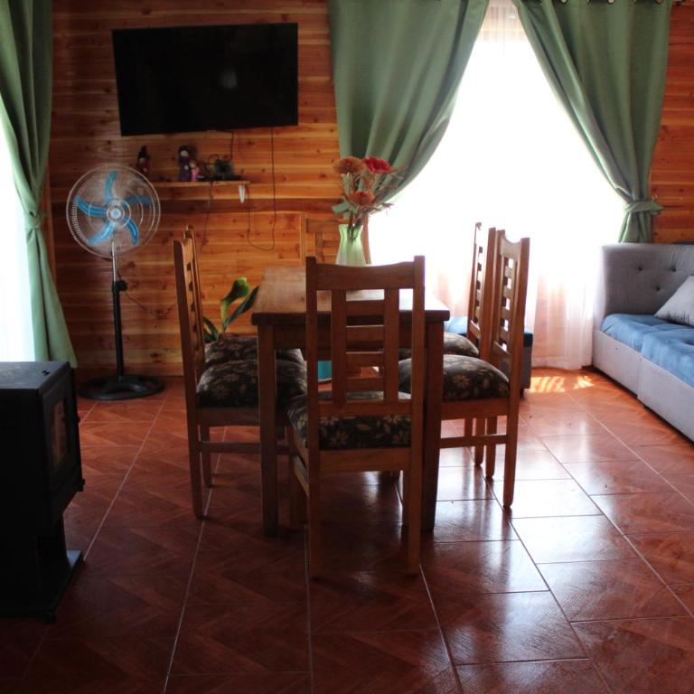 Cabaña 1 Dos Laureles - Two-Bedroom House - 3
