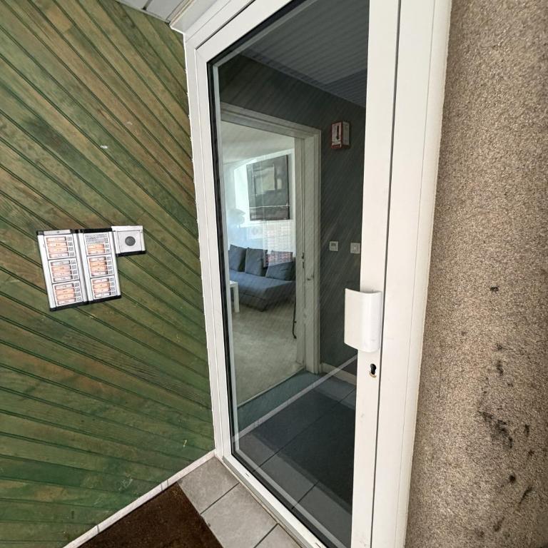 Studio 20m2 parking 4rue proudhon wifi rdcsureleve - Appartement 1 Chambre - 21