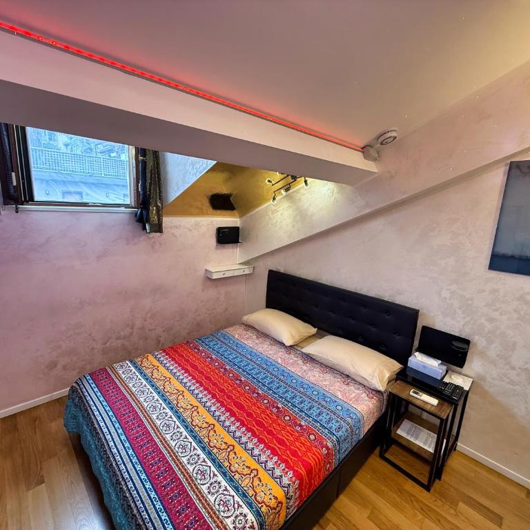 Attic Domotic Speed Summer Vibe - Heart of Brera, 10 Mins Straight Walk to Duomo and Easy Malpensa Access - taxi no need B&B - Appartamento con 1 Camera da Letto - 95