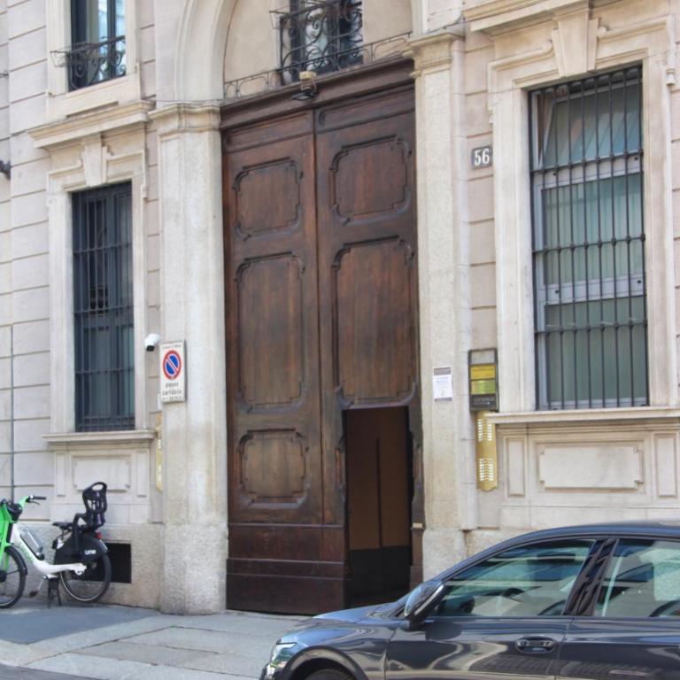 Attic Domotic Speed Summer Vibe - Heart of Brera, 10 Mins Straight Walk to Duomo and Easy Malpensa Access - taxi no need B&B - Appartamento con 1 Camera da Letto - 99