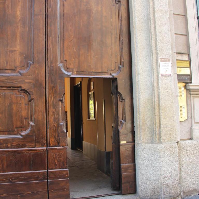 Attic Domotic Speed Summer Vibe - Heart of Brera, 10 Mins Straight Walk to Duomo and Easy Malpensa Access - taxi no need B&B - Appartamento con 1 Camera da Letto - 100