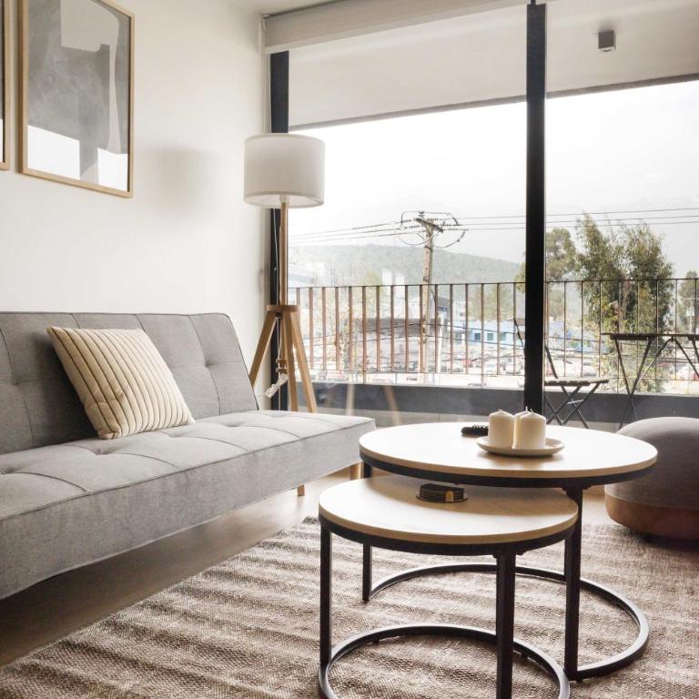 Elegant 2BR Retreat for 5 in Vibrant Las Condes - Apartment - 8