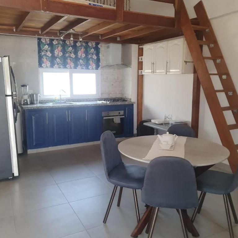 Apartamento Centro Historico Santa Marta - Two-Bedroom Apartment with Mountain View - 8