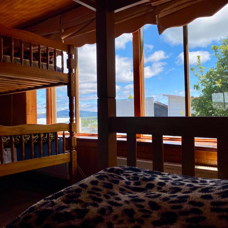 Hostel Patagonia Backpackers - Bunk Bed in Mixed Dormitory Room - 2