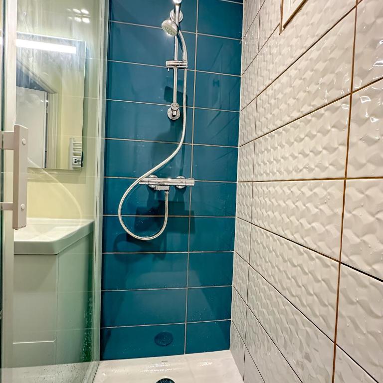 L'aube Climatisation Parking 2 chambres - Two-Bedroom Apartment - 30