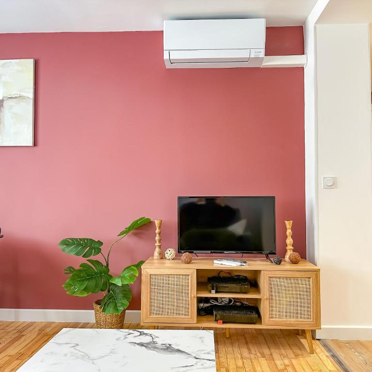 L'aube Climatisation Parking 2 chambres - Two-Bedroom Apartment - 39
