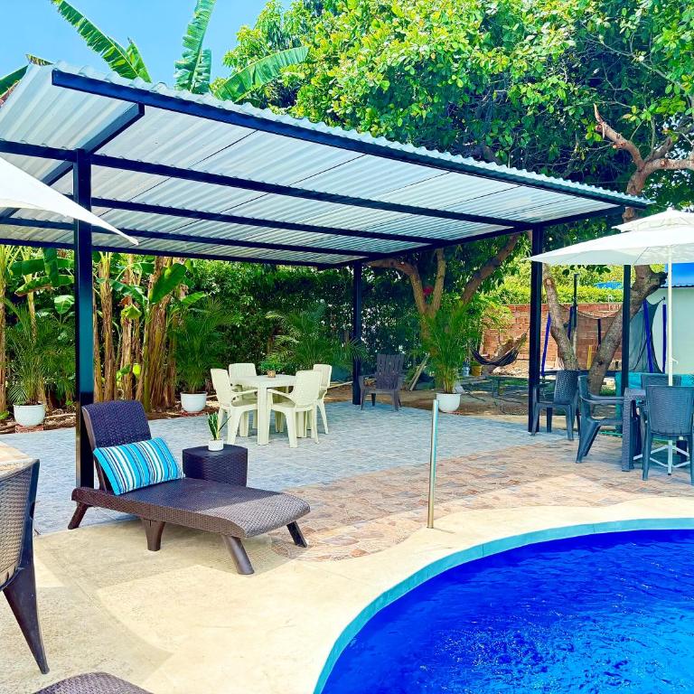 Villa Tranquila - Paraíso Privado con Piscina y Amplios Espacios Naturales con Casa Campestre - Villa de 1 dormitorio - 61