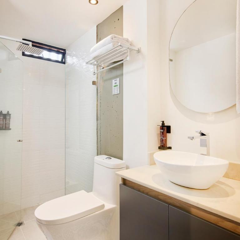 Hotel Attic 33 - Suite with Hot Tub - 6