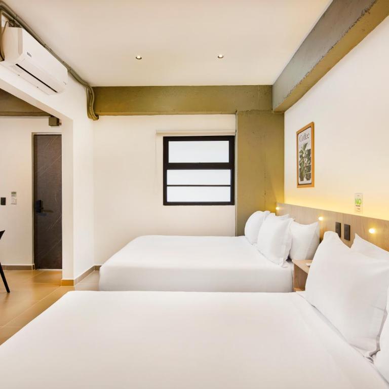 Hotel Attic 33 - Family Room - 2