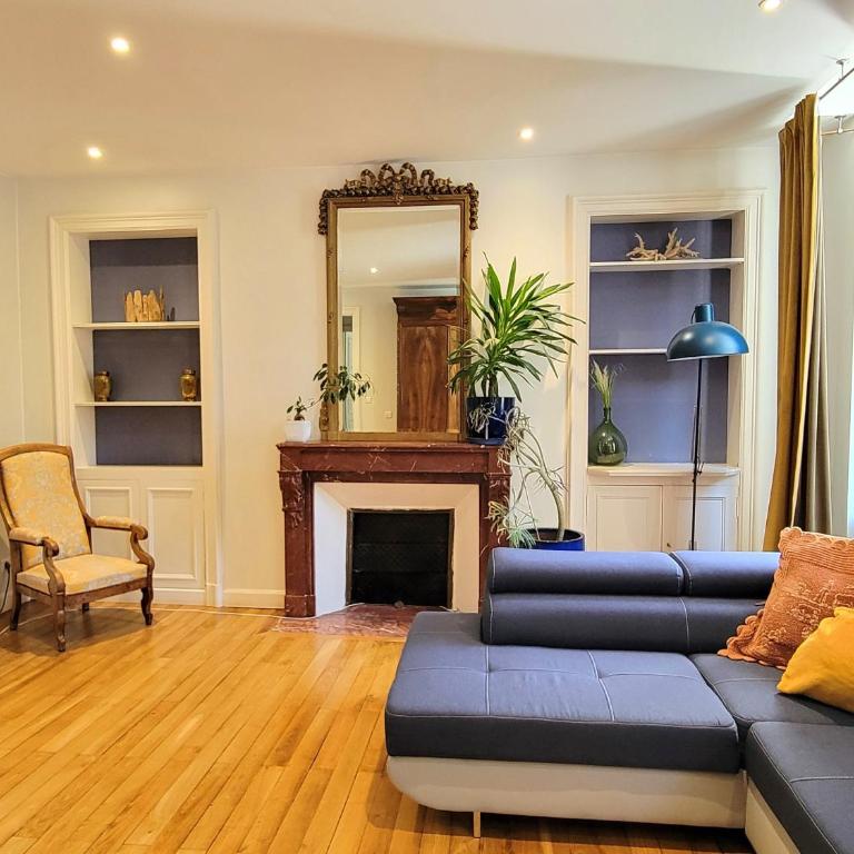 VILLA ILIXON - Appartements privés proche du centre de Luchon, parking, billard, jardin - Apartamento con balcón - 13