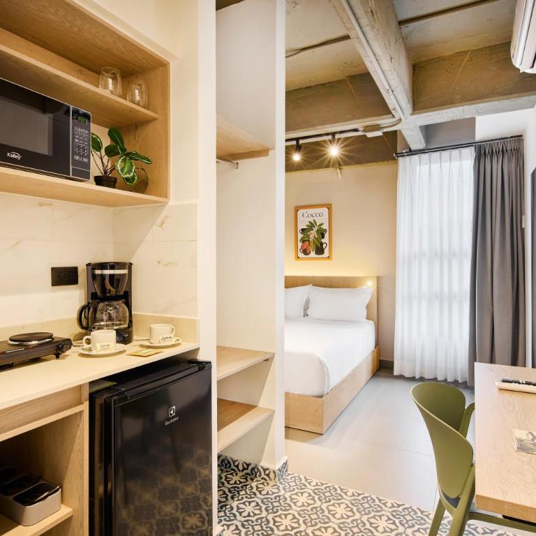 Hotel Attic 33 - Deluxe Room - 2