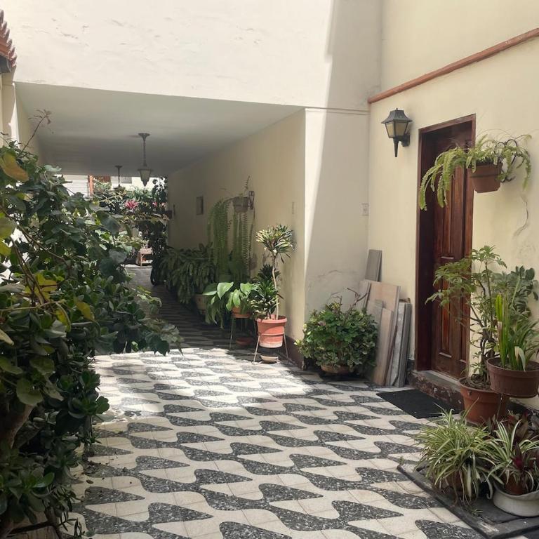 Historic Quinta, Heart of Miraflores, 2 Bedroom Apartment - Two-Bedroom Family Apartment - 21